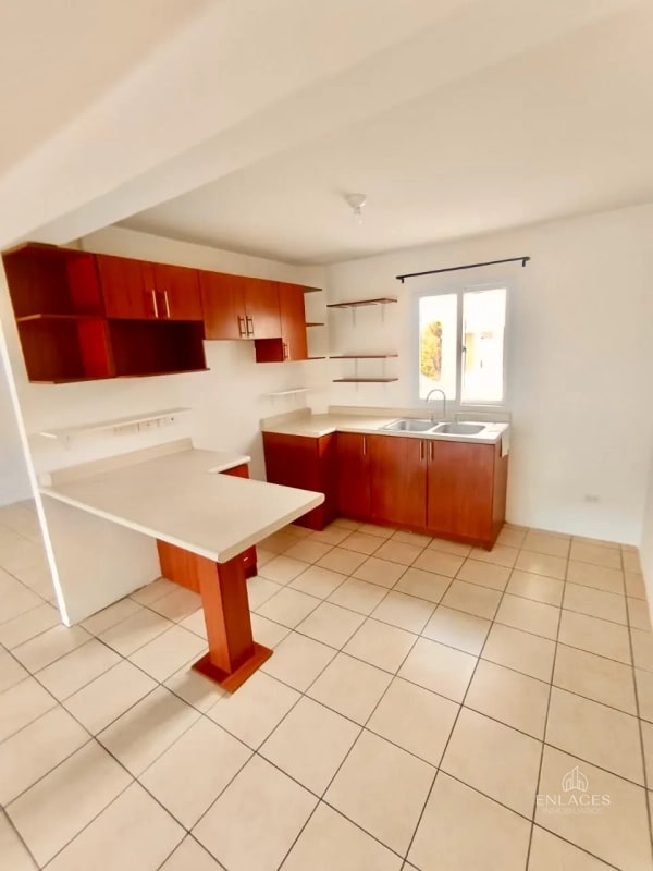 Km. 16.5 Entrada a Olmeca • Casa en Renta/Venta • Condominio Paseo de Arrazola - 2