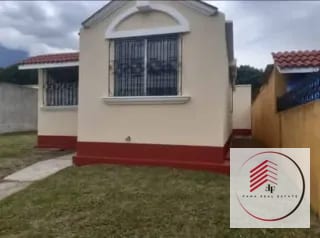 VENTA de casa mas terreno en Villas de Palin ubicado en palin Escuintla — Casa en Venta en Palín, Escuintla — miniatura 1 de 9