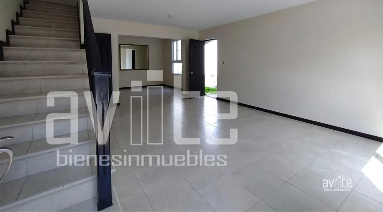CONDADO NARANJO: Real Navarra, Alameda Norte Q3,850,000 — Casa en Venta en Condado Naranjo, Zona 4 Mixco, Guatemala, Ciudad — foto 2 de 8