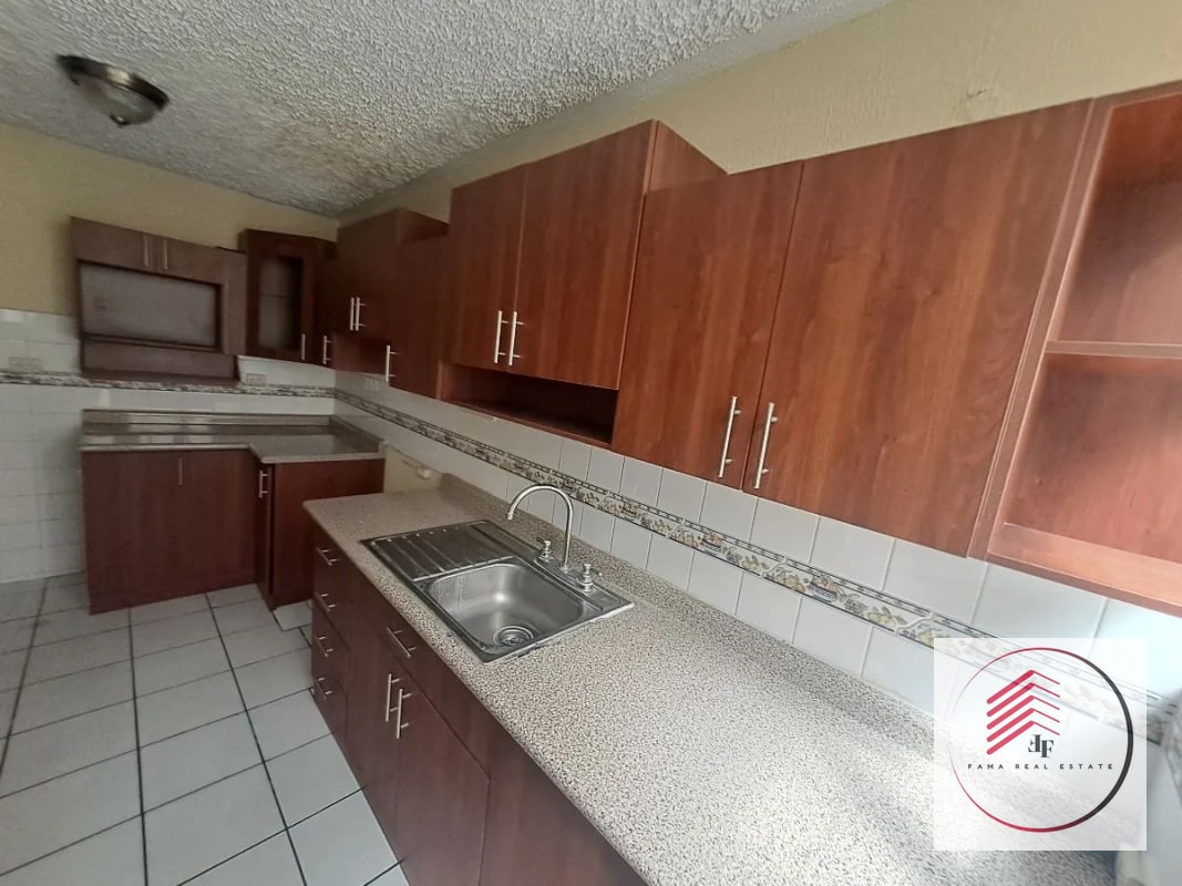 ALQUILER de casa en zona 16 concepción las lomas a una cuadra de la Universidad Landivar - 12
