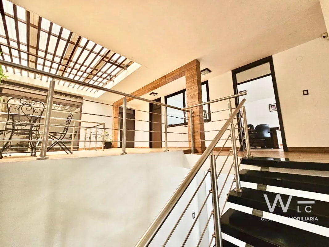 RENTO O VENDO PROPIEDAD ZONA 1 - 9