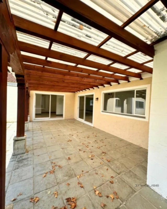 CASA EN RENTA EN CAES KM 23.5 DE UN NIVEL Y AMPLIO JARDIN - 9