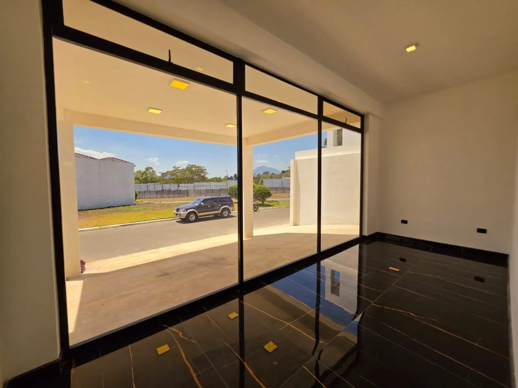 Casa en venta, para Estrenar Condominio Diamantes de Gadiel, Villa Canales, Carretera a Santa Elena Barillas — Casa en Venta en Santa Elena Barillas, Guatemala, Ciudad — foto 14 de 17