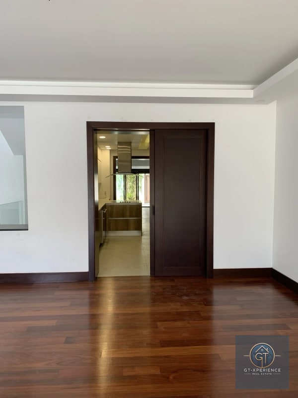 Espectacular casa en VHII - 12