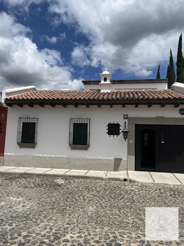 Casa en Renta/Venta en La Antigua - 1