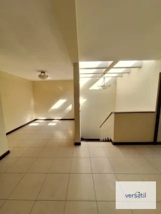 Vendo casa en Los MANANTIALES — Casa en Venta en Los Manantiales, Carretera a El Salvador, Guatemala, Ciudad — miniatura 4 de 16