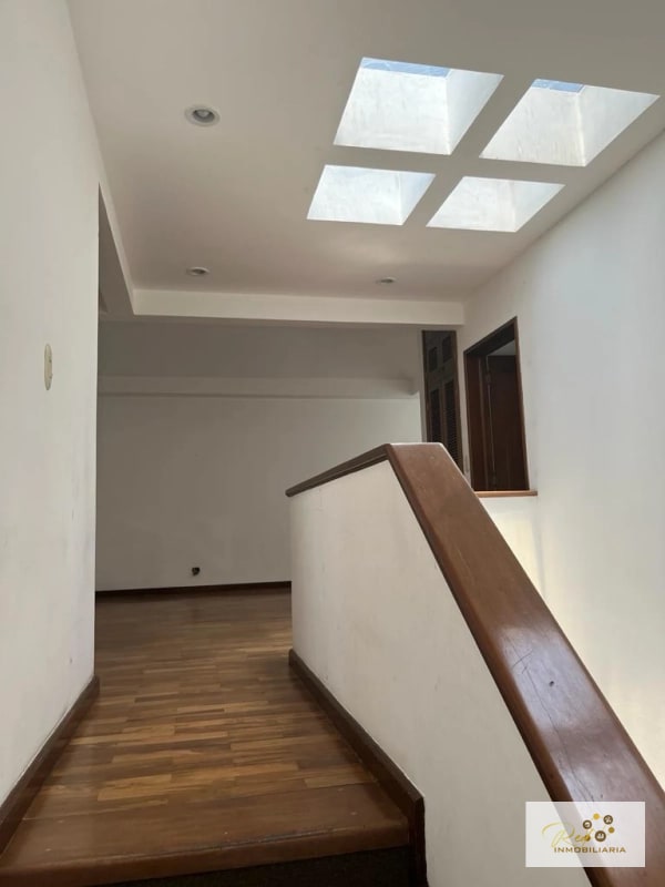 Casa en Venta – Condominio Broken Sound Zona 10 - 13