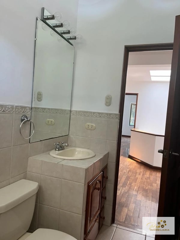 Casa en Venta – Condominio Broken Sound Zona 10 - 5