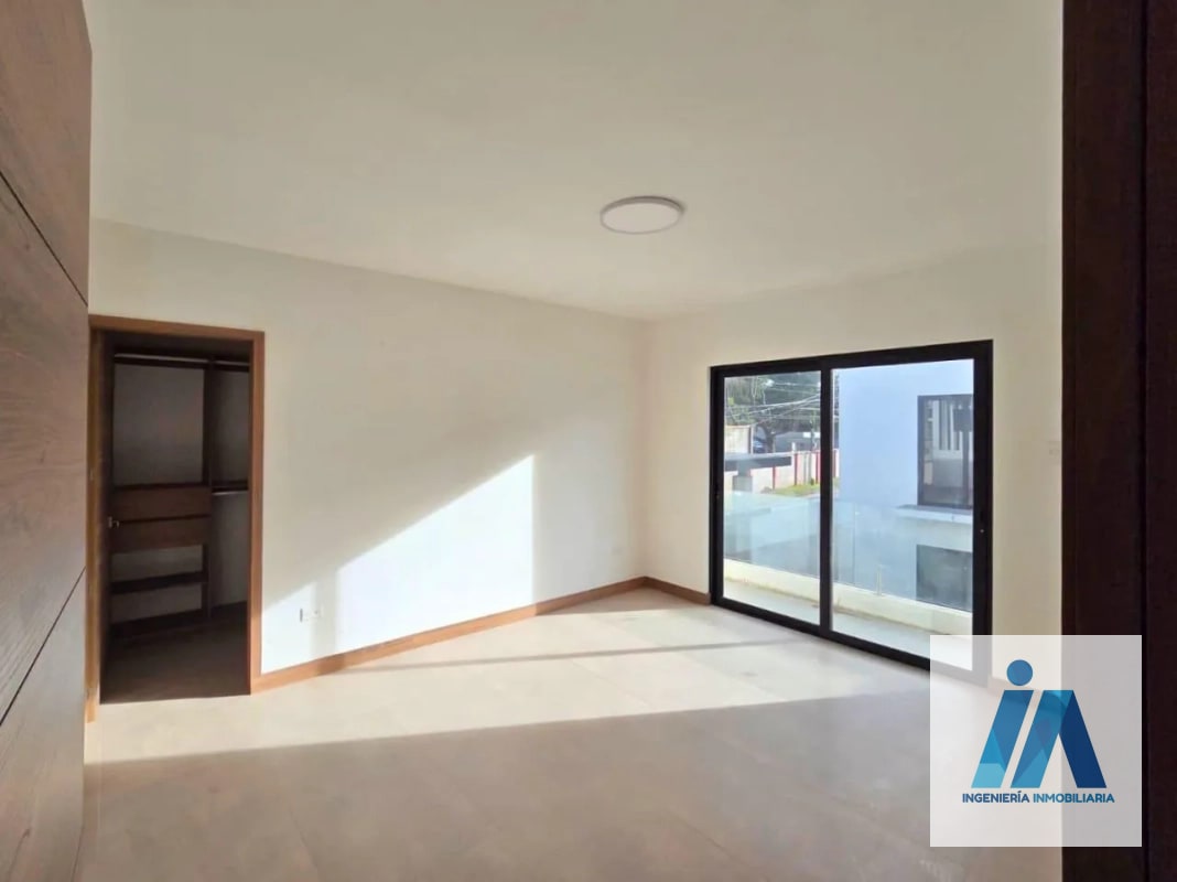 CASA EN VENTA📍Residenciales Los Manzanillos, Km 19.5  Carretera a El Salvador - 9