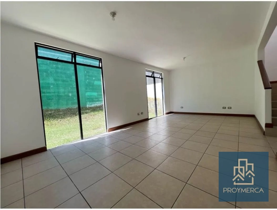 Casa en alquiler en Condominio Bosque Escondido, Fraijanes - 2