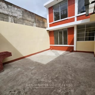 Casa en renta en Quinta Samayoa zona 7, 2 habitaciones + 350 Metros2 — Casa en Alquiler en Quinta Samayoa, Zona 7, Guatemala, Ciudad — miniatura 7 de 17