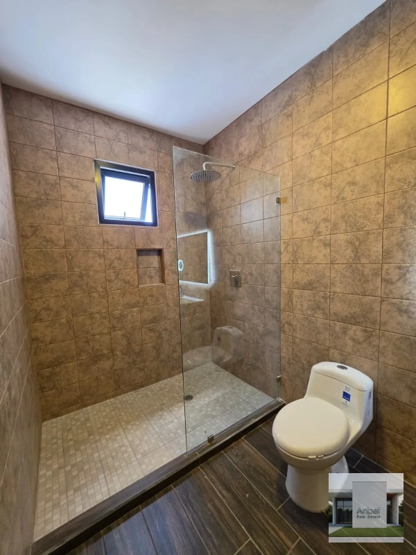 DIAMANTES DE GADIEL Venta Casa en Condominio, 2 Niveles y 4 Dormitorios en Villa Canales Carr a Santa Elena Barillas - 6