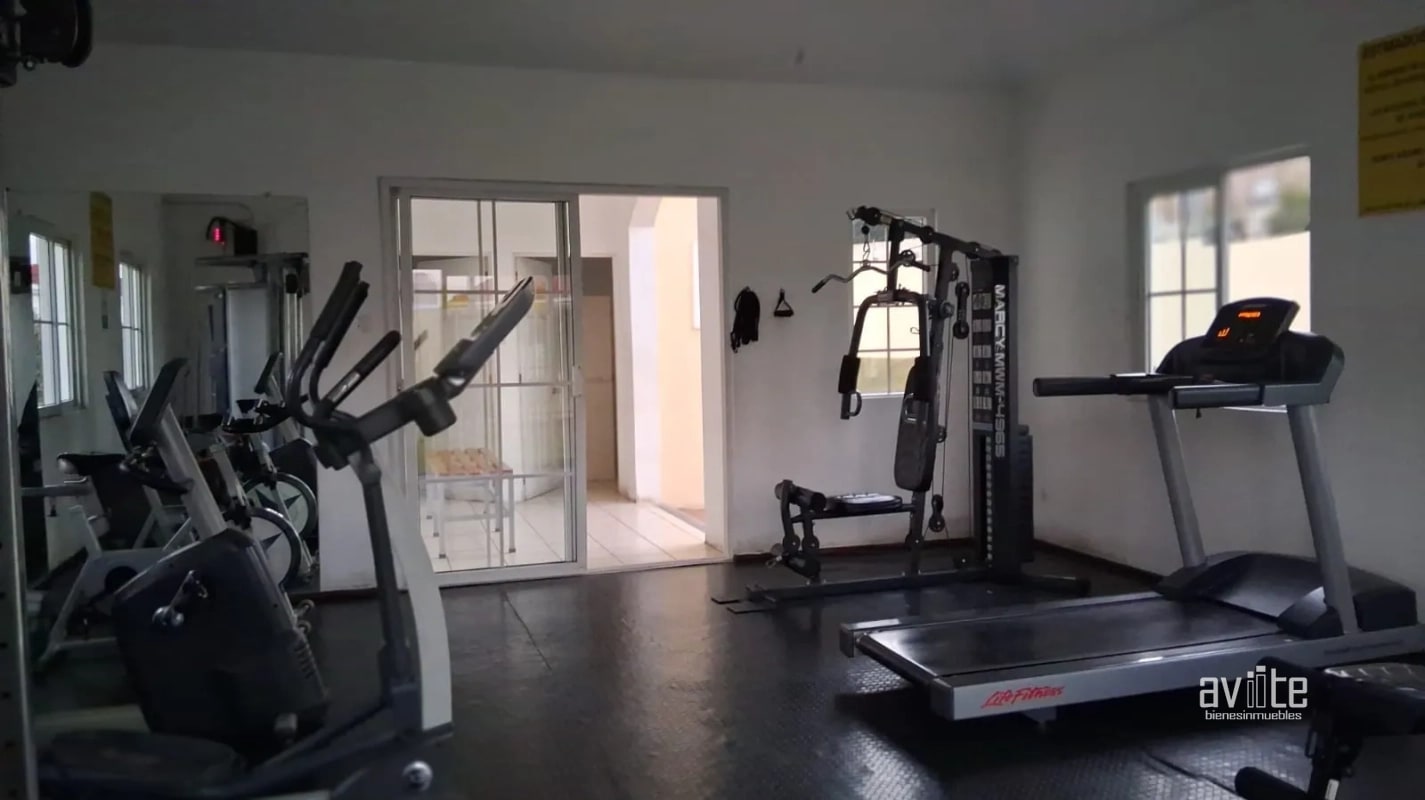 Condado San Nicolas 3.   Casa de 3 niveles en venta Q1,950,000 más impuestos - 14