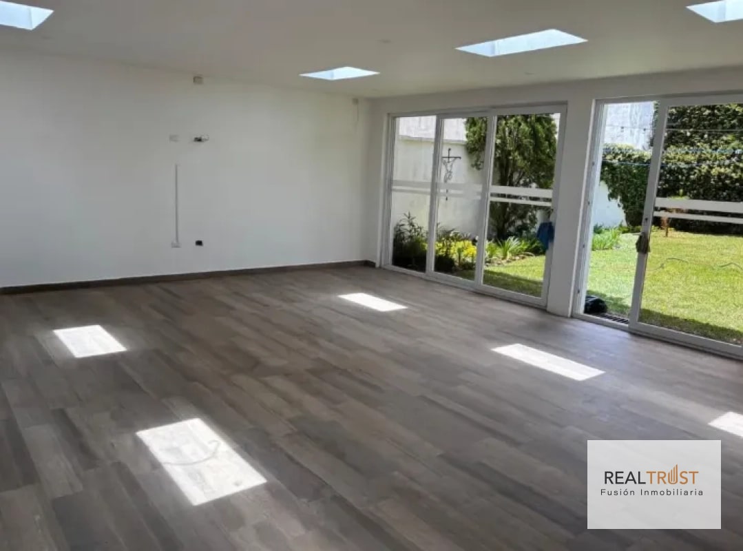 Hermosa casa grande en Residencial Los Diamantes - 10