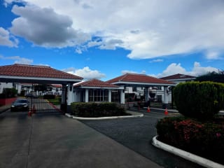Casa en Venta Barrio de San Nicolas 2, zona 4 de Mixco atrás de Walmart San Nicolas — Casa en Venta en Zona 4 Mixco, Guatemala, Ciudad — miniatura 1 de 14