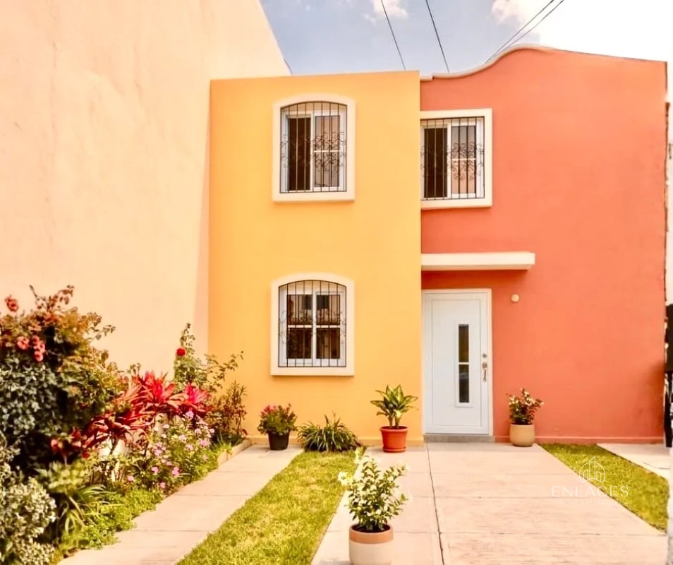 Zona 7 de Villa Nueva • Casa en Venta • Colinas de Monte María Sur - 1