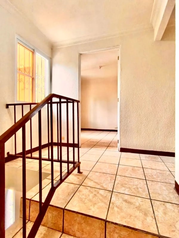 Zona 7 de Villa Nueva • Casa en Venta • Colinas de Monte María Sur - 2