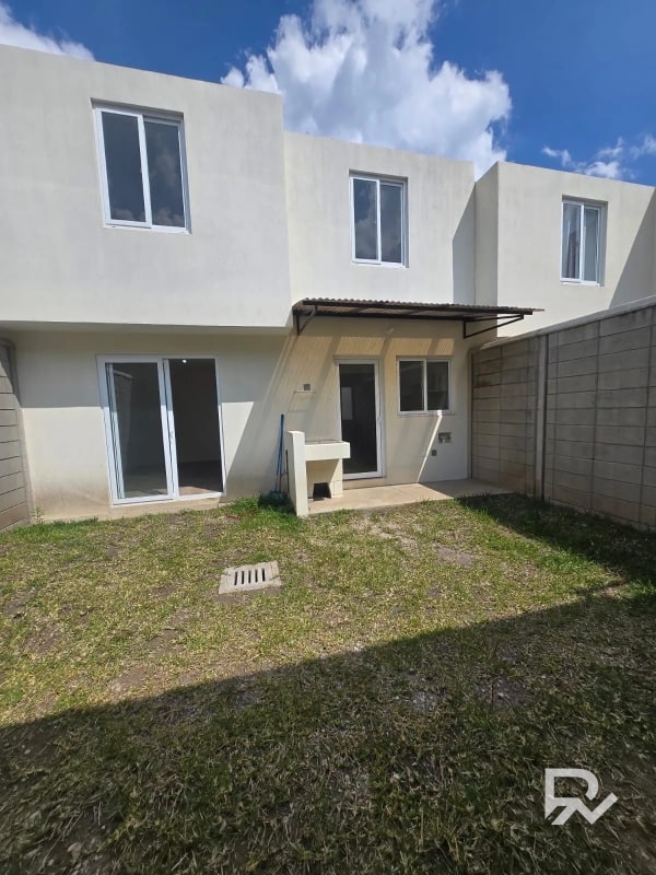 (Ganga) Venta de casa para estrenar en los Pinabetes (Los Eucaliptos) - 9