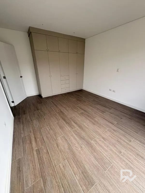 Vendo amplia casa para estrenar en Condominio Buenafuente KM16.5 — Casa en Venta en Carretera a El Salvador, Guatemala, Ciudad — foto 4 de 15