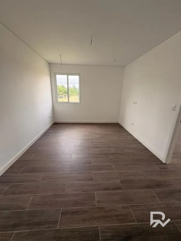 Vendo amplia casa para estrenar en Condominio Buenafuente KM16.5 — Casa en Venta en Carretera a El Salvador, Guatemala, Ciudad — foto 3 de 15