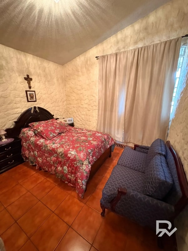 Propiedad con potencial REAL de inversión 📍 San Cristóbal 2, zona 8 de Mixco - 9