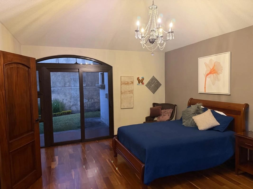VENTA HERMOSA CASA DE UN NIVEL EN CASA & CAMPO KM. 23.5 CARRETERA A EL SALVADOR — Casa en Venta en Carretera a El Salvador, Guatemala, Ciudad — foto 16 de 17