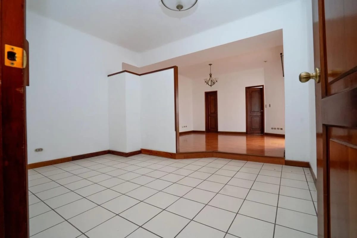 Vendo Linda Casa San Miguel II Kn 16.5 CAES — Casa en Venta en Carretera a El Salvador, Guatemala, Ciudad — foto 13 de 14