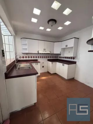 *Amplia casa en VENTA en Arrazola Panorama, Carretera a El Salvador* — Casa en Venta en Arrazola Panorama, Carretera a El Salvador, Guatemala, Ciudad — miniatura 9 de 16