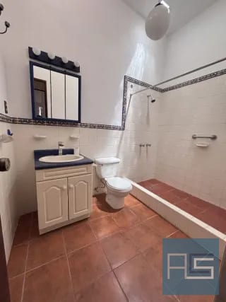*Amplia casa en VENTA en Arrazola Panorama, Carretera a El Salvador* — Casa en Venta en Arrazola Panorama, Carretera a El Salvador, Guatemala, Ciudad — miniatura 6 de 16