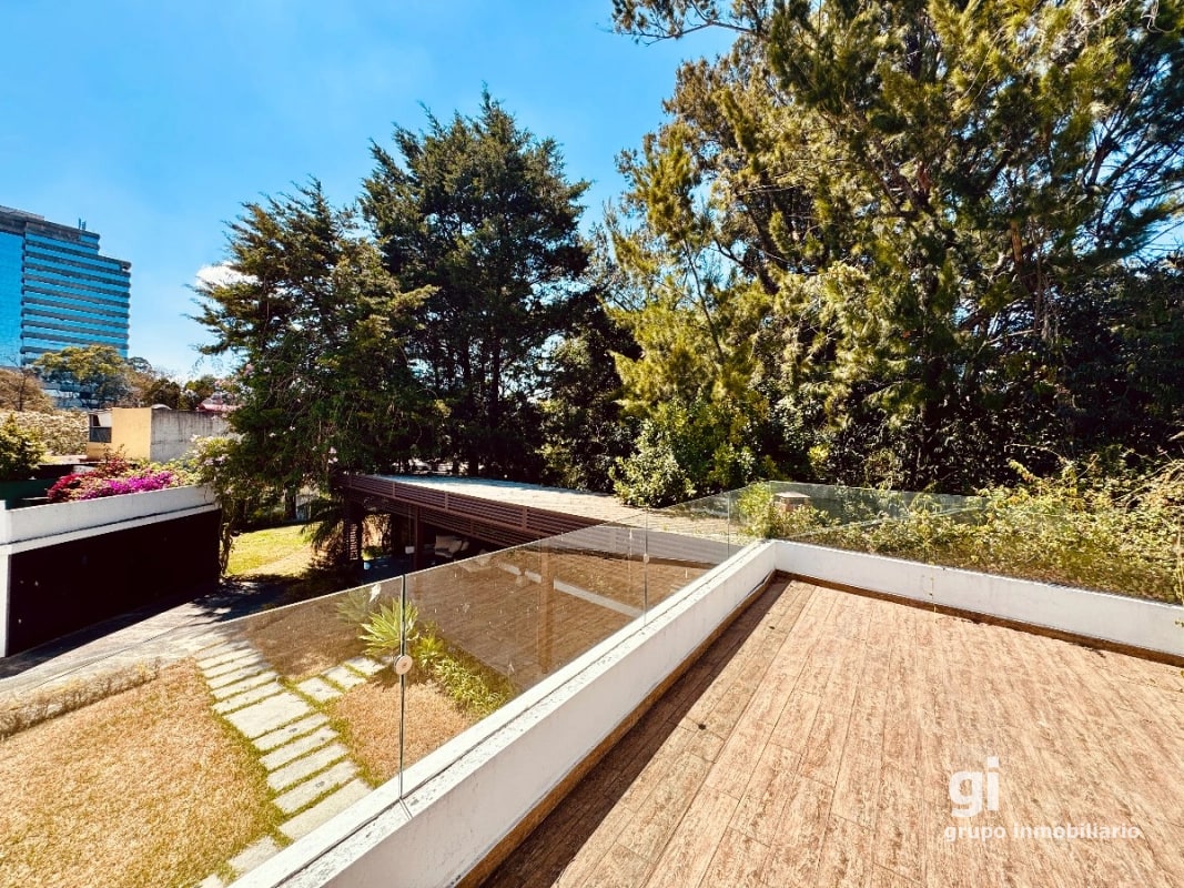 Una Propiedad que Ofrece Más por tu Inversión – Casa en Venta en Zona 15 - 17
