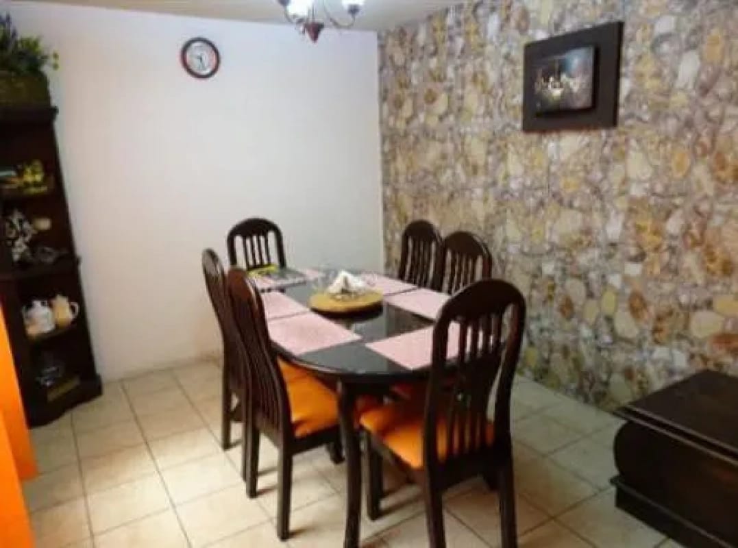 SE VENDE CASA EN RESIDENCIAL LOS OLIVOS, ZONA 18 — Casa en Venta en Zona 18, Guatemala, Ciudad — foto 10 de 11