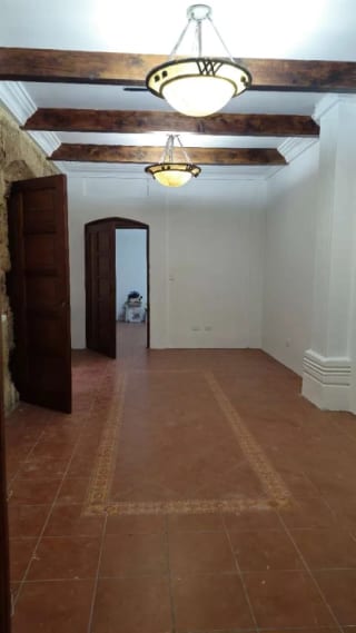 Hermosa Casa Colonial en Renta en Zona 1, Excelente Ubicación — Casa en Alquiler en Zona 1, Guatemala, Ciudad — miniatura 10 de 13