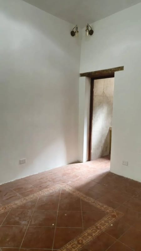 Hermosa Casa Colonial en Renta en Zona 1, Excelente Ubicación — Casa en Alquiler en Zona 1, Guatemala, Ciudad — foto 7 de 13