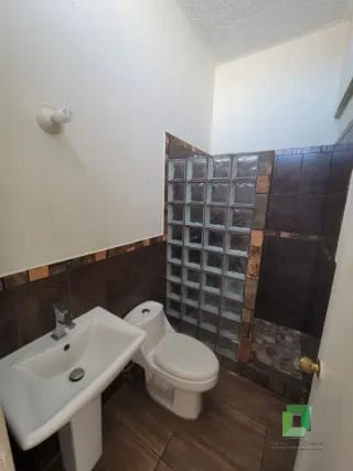 Casa en Venta Pinabetes Carretera al Salvador — Casa en Venta en Carretera a El Salvador, Guatemala, Ciudad — miniatura 6 de 17