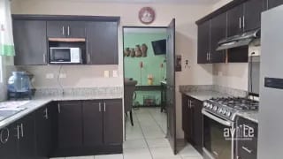 Condado Naranjo, casa totalmente equipada, dentro de Alameda Norte  Q13,500 — Casa en Alquiler en Condado Naranjo, Zona 4 Mixco, Guatemala, Ciudad — miniatura 4 de 11