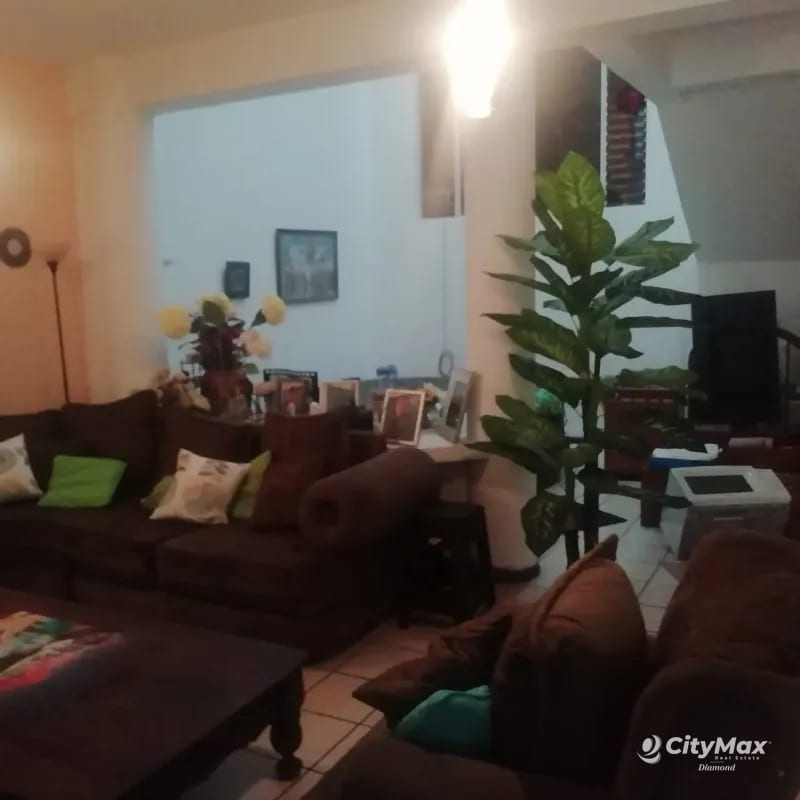Casa en Venta en Carretera al Salvador entrada Olmeca — Casa en Venta en Carretera a El Salvador, Guatemala, Ciudad — foto 1 de 8