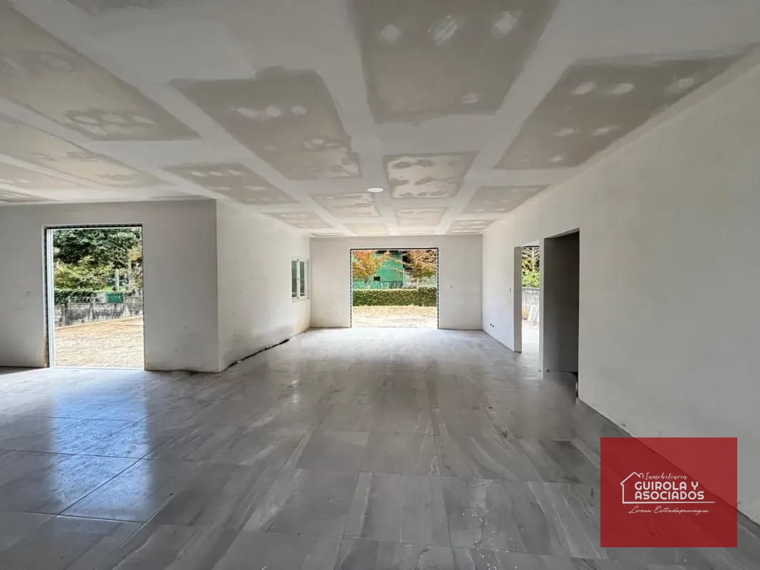 CASA EN VENTA EN KM 17 CAMINO DE FRAIJANES 150CVCD — Casa en Venta en Vila Verde, Carretera a El Salvador, Guatemala, Ciudad — foto 2 de 7