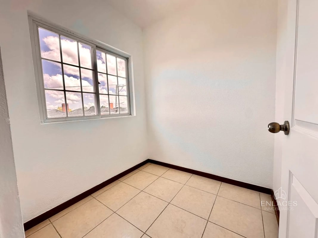 Km 18.5 CAES • Casa en Venta • Condominio Los Cerezos - 2