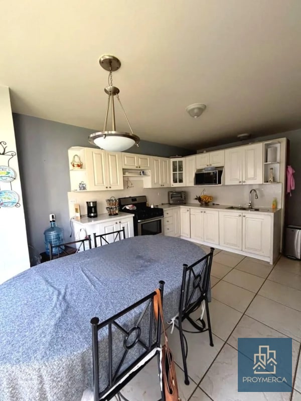 Casa en venta, Condominio Orquídeas, San Cristóbal, Zona 8 de Mixco - 2