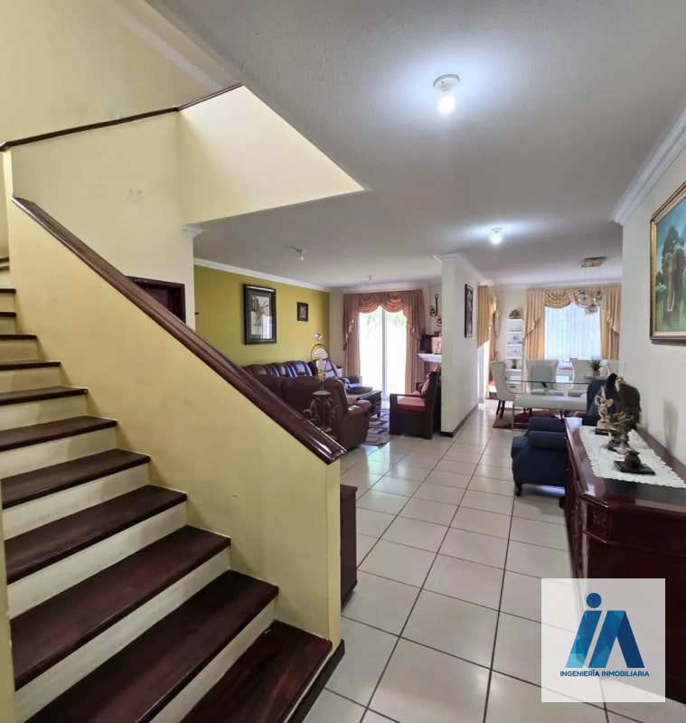 CASA EN ALQUILER📍 Condominio Villas de Entreverdes, Km. 19 Fraijanes - 9