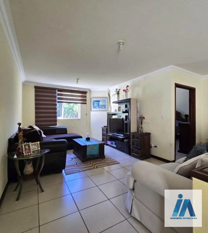 CASA EN ALQUILER📍 Condominio Villas de Entreverdes, Km. 19 Fraijanes - 8