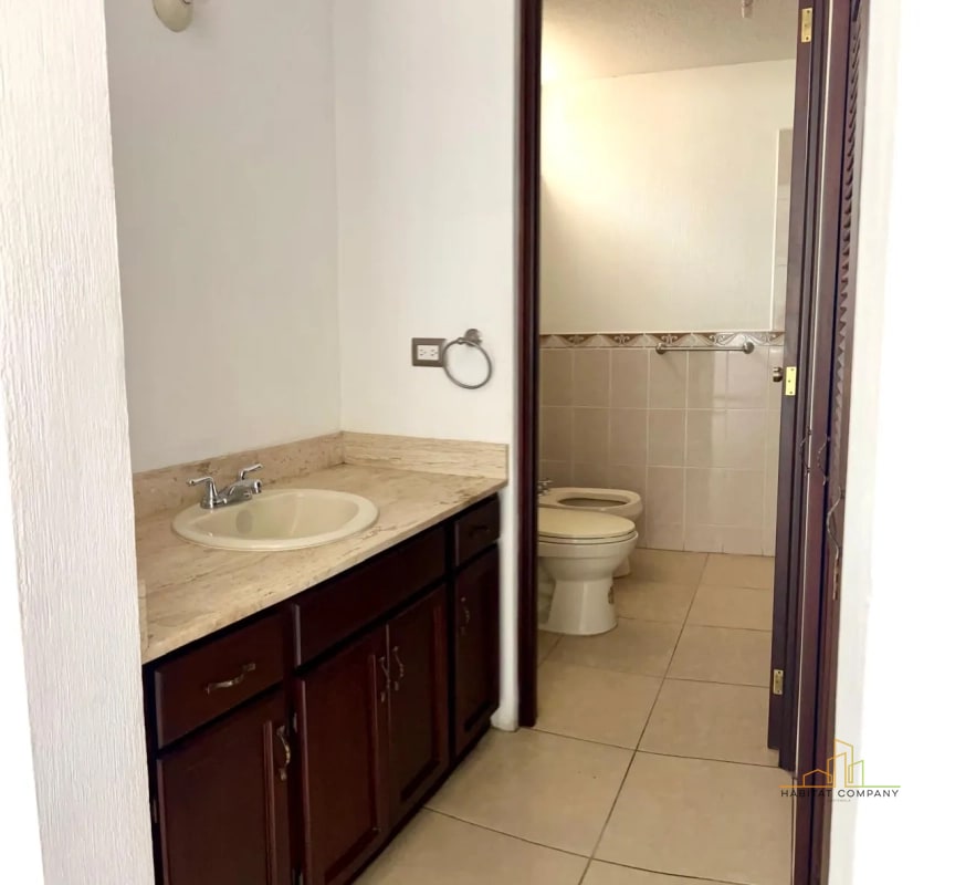 Casa en Renta en Villas de Santa Mónica Km 16.5 CAES Fraijanes – 3 Habitaciones, Jardín y Chimenea (Garita y Seguridad) - 6