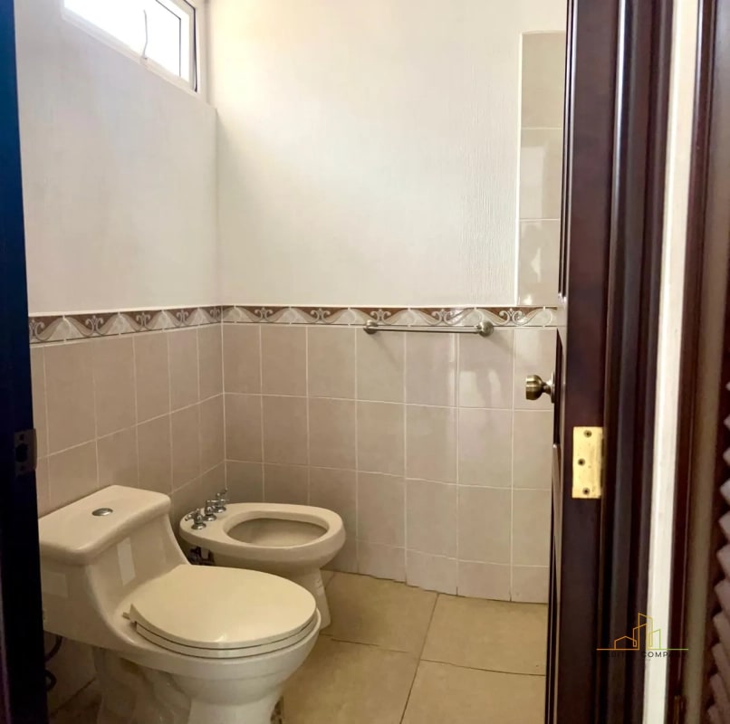 Casa en Renta en Villas de Santa Mónica Km 16.5 CAES Fraijanes – 3 Habitaciones, Jardín y Chimenea (Garita y Seguridad) - 5