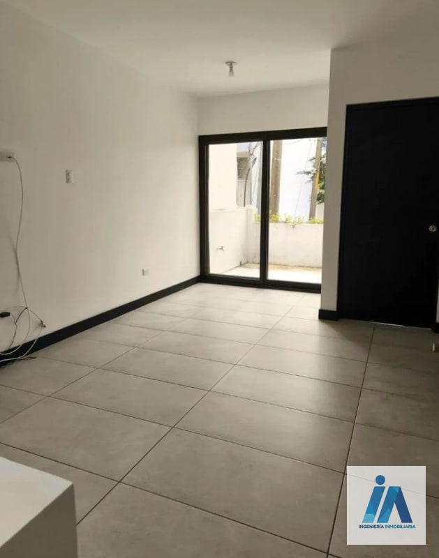 CASA EN VENTA📍 Residencial Lo de Valdez, Km. 20.5 CAES - 5