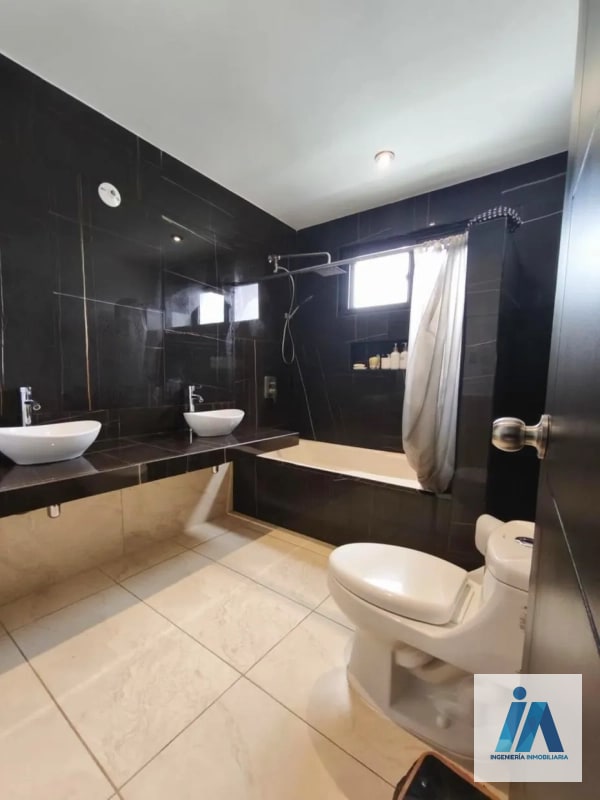 CASA EN VENTA📍 Residencial Lo de Valdez, Km. 20.5 CAES - 2