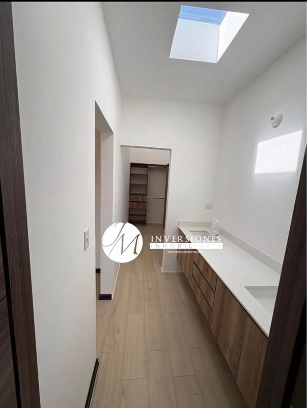 Linda Casa en Venta en Fraijanes — Casa en Venta en Fraijanes, Carretera a El Salvador, Guatemala, Ciudad — foto 4 de 7