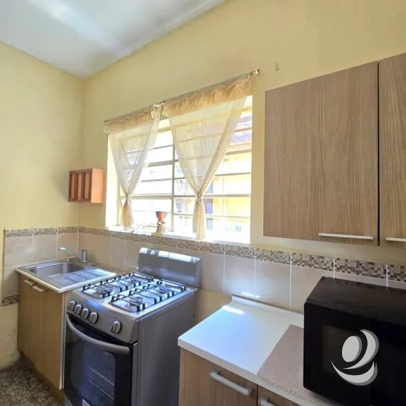 CASA ZONA 5, Excelente UBICACION - 11