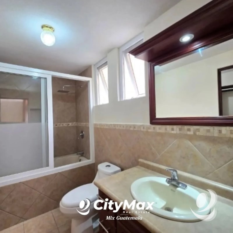 Preciosa Casa en QUINTA DE LOS ENCINOS - 14