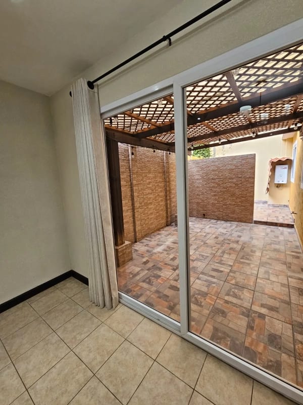 VENDO CASA EN BOSQUES DE ARRAZOLA CAES — Casa en Venta en Bosques de Arrazola, Carretera a El Salvador, Guatemala, Ciudad — foto 17 de 17