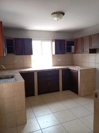 Casa en Venta - Los Olivos zona 18 — Casa en Venta en los olivos, Zona 18, Guatemala, Ciudad — miniatura 7 de 14
